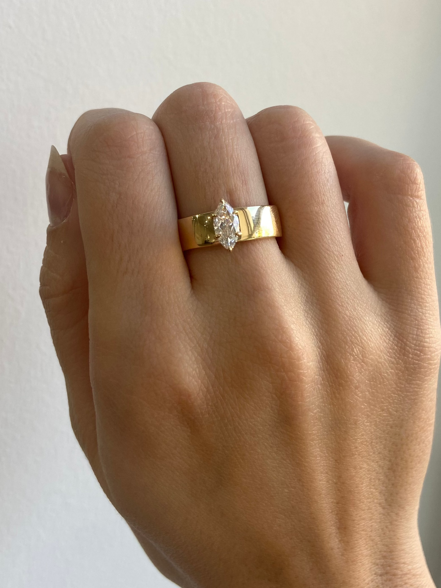 #WhiteGold
#YellowGold
#RoseGold