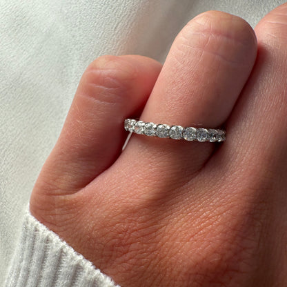 Shared Prong Band With 0.05ct Oval Cut Diamonds Set East West