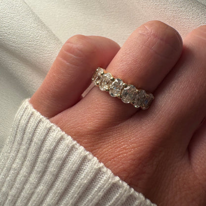 Shared Prong Band With 0.30ct Oval Cut Diamonds