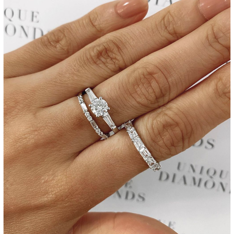 Round baguette diamond ring deals