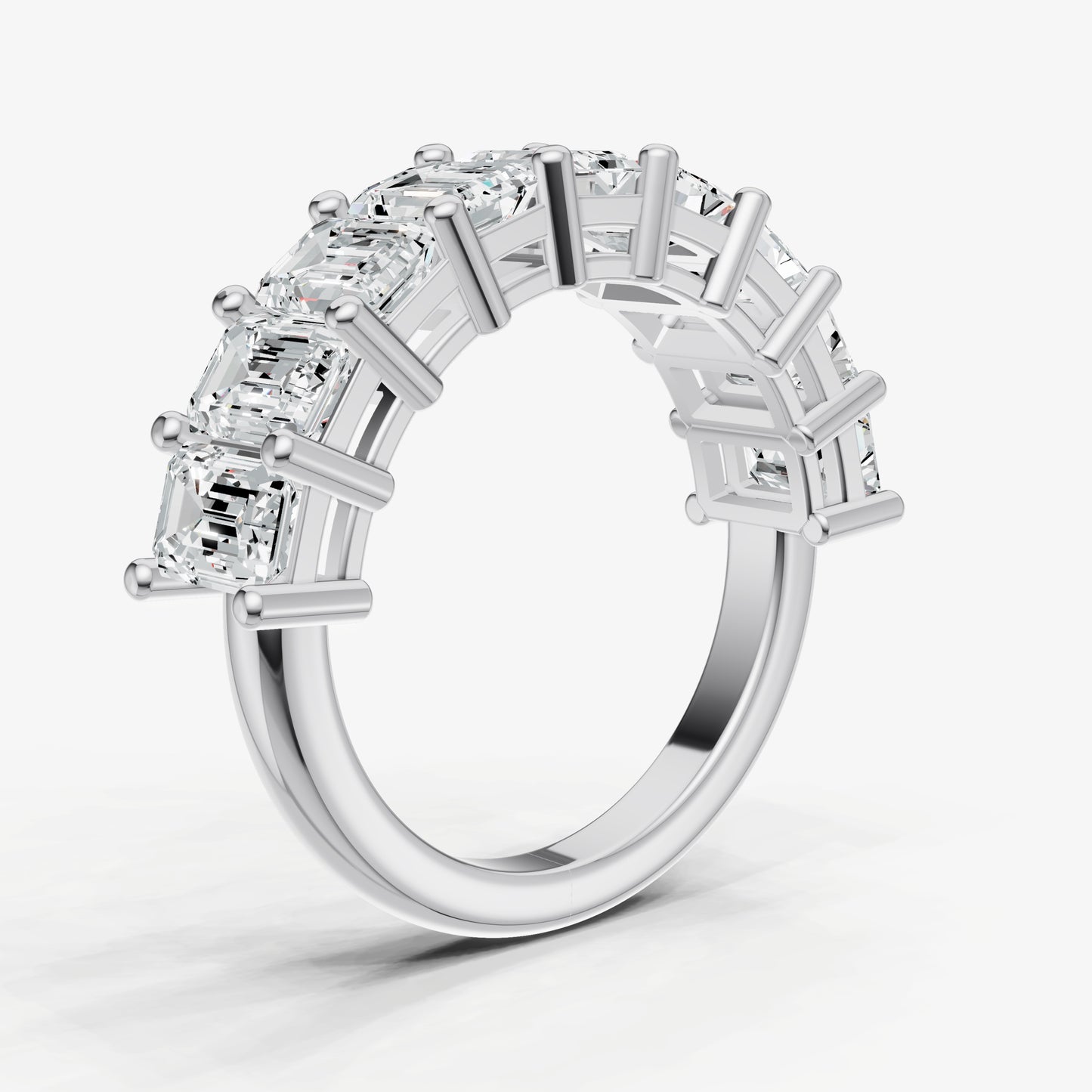 Statement Crown Set Emerald 45pt Diamond Band