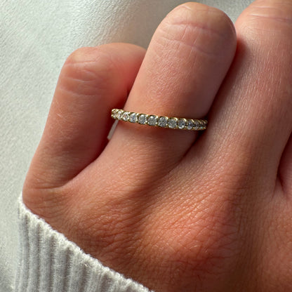 Shared Prong Band With 0.02ct Round Brilliant Cut Diamonds
